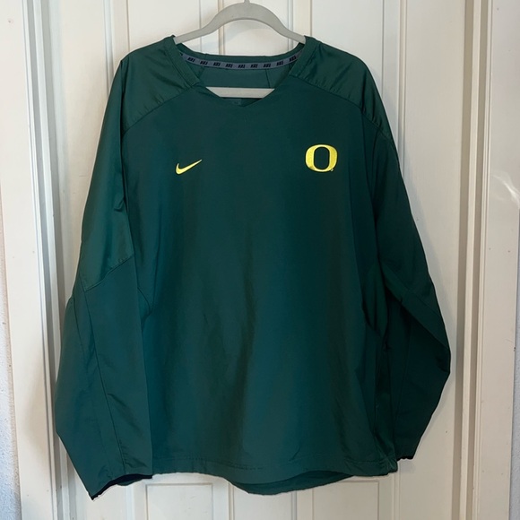 Men’s size L-XL? Possibly Missing size tag - Picture 1 of 4